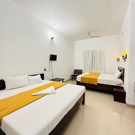 Pkn Homestay Thekkady Kumily Kültér fotó