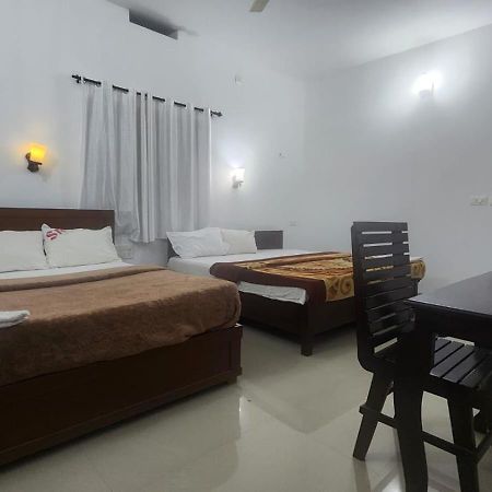 Pkn Homestay Thekkady Kumily Kültér fotó