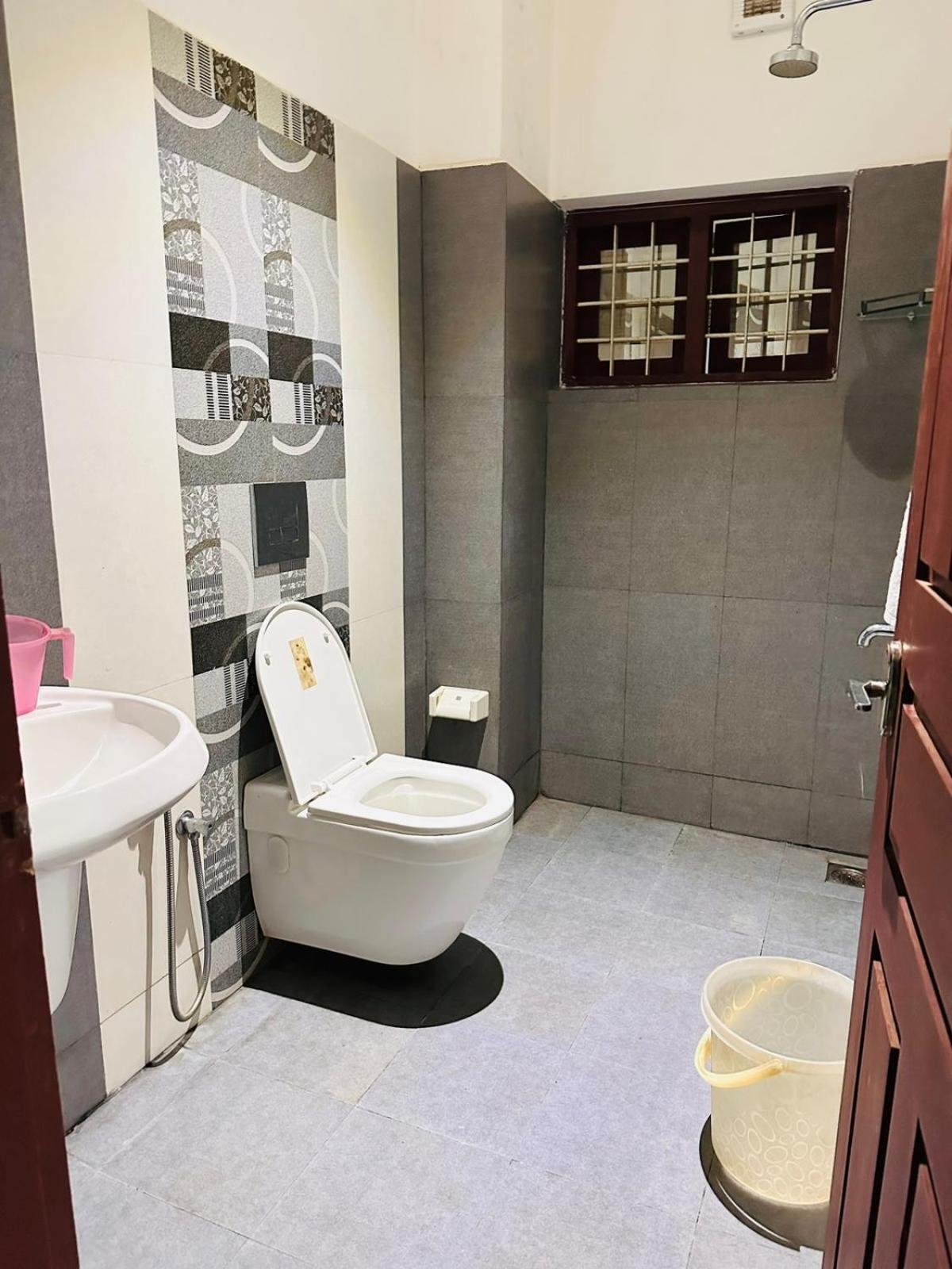 Pkn Homestay Thekkady Kumily Kültér fotó