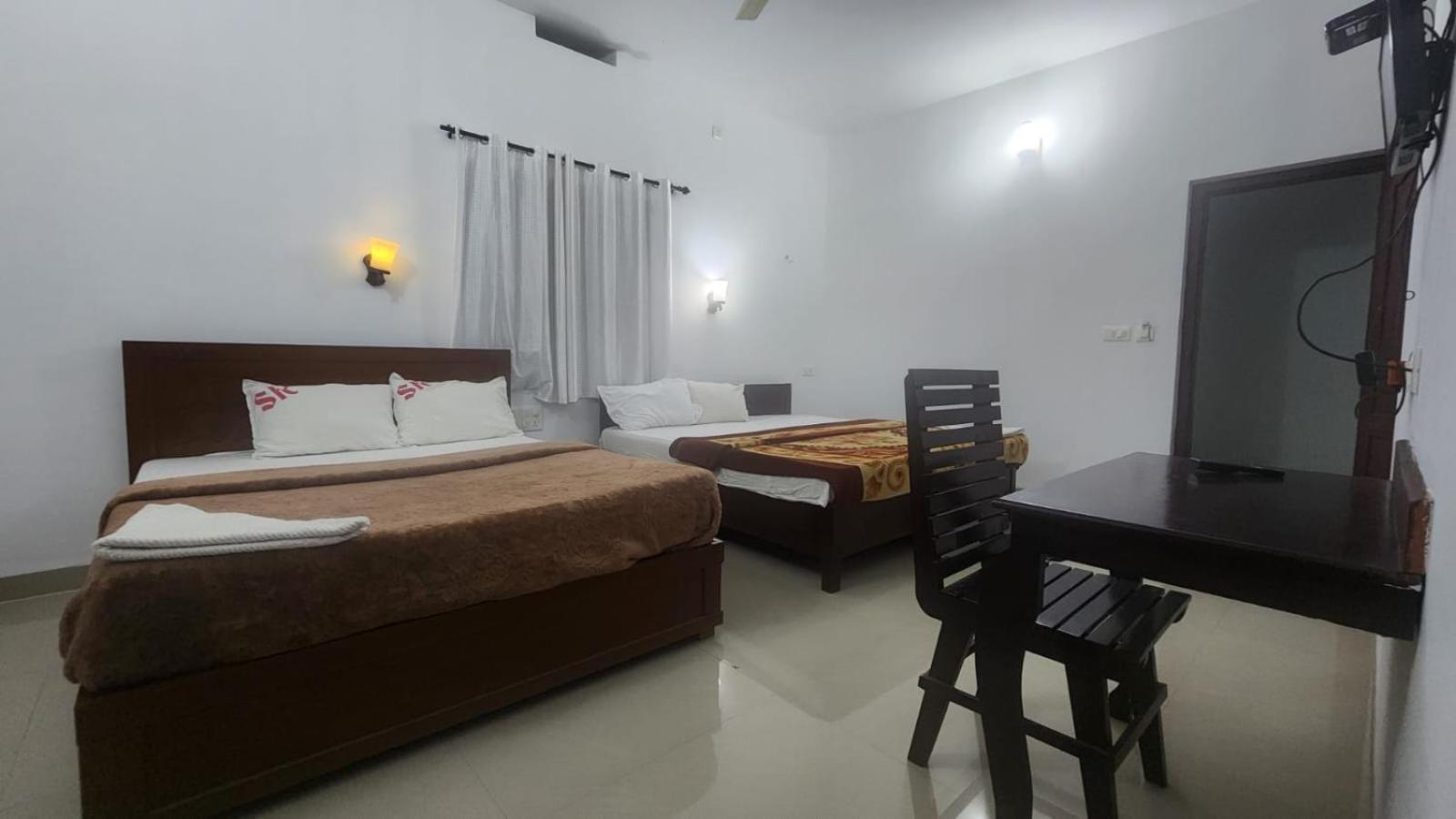 Pkn Homestay Thekkady Kumily Kültér fotó